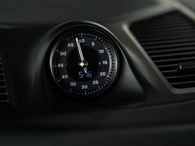 Certified 2025 Porsche Cayenne Coupe image 28