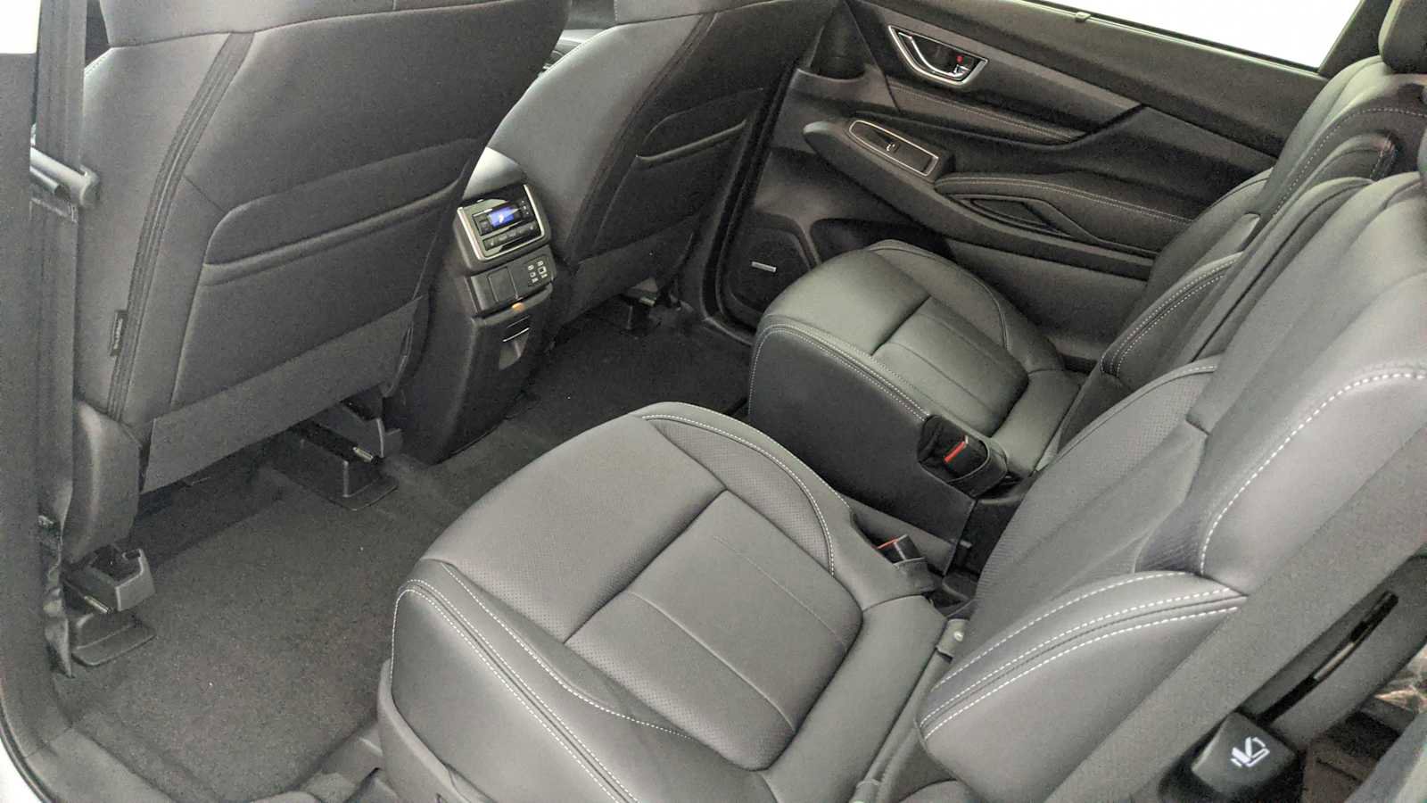 New 2025 Subaru Ascent Limited image 21