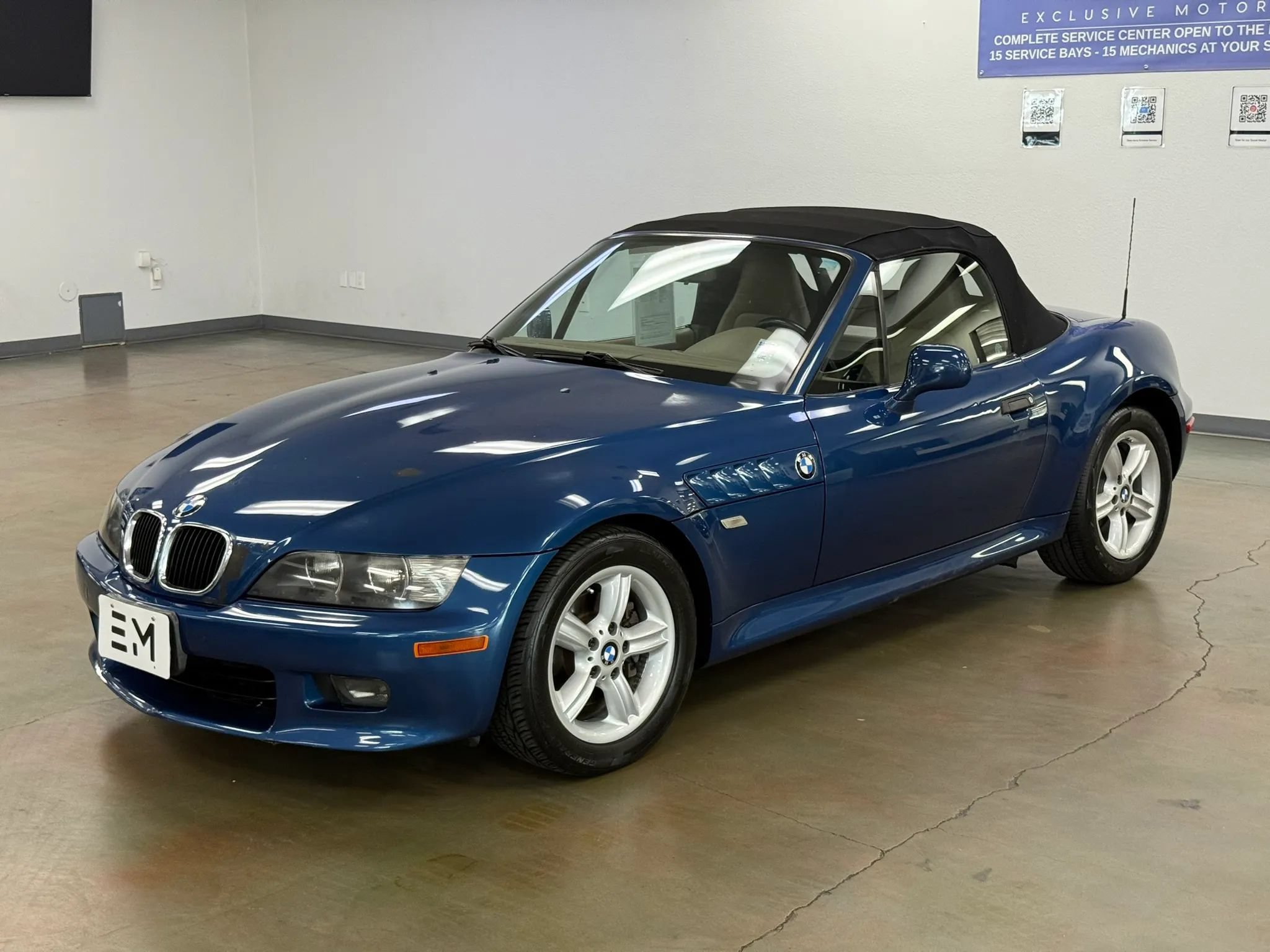 Used 2000 BMW Z3 2.5i RWD image 4