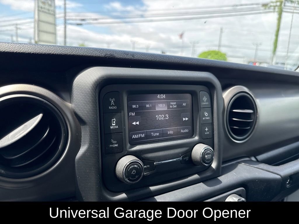 Used 2018 Jeep Wrangler Unlimited Sport S AWD/4WD image 17