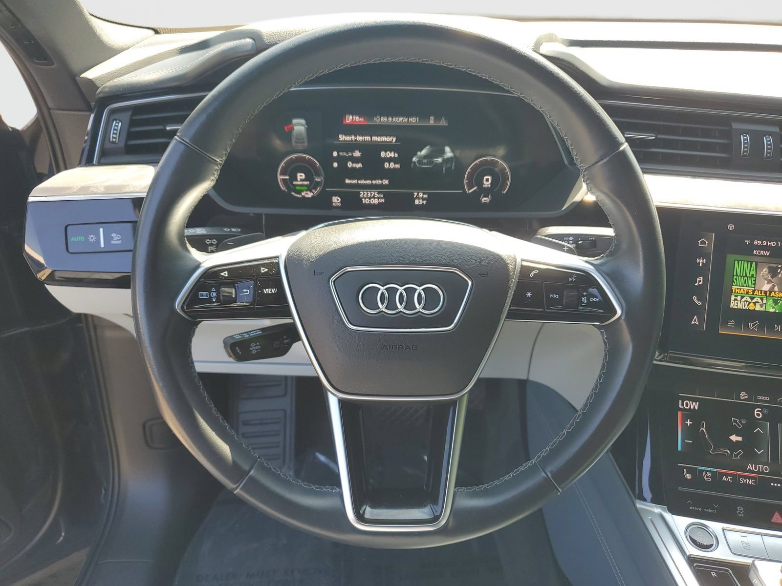 Used 2023 Audi e-tron Prestige w/ Prestige Package AWD/4WD image 29