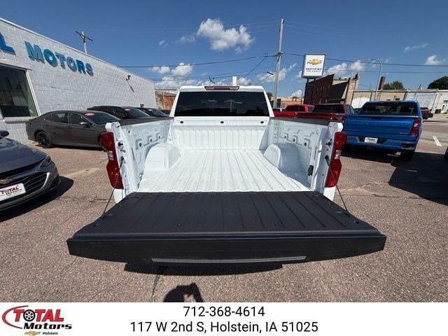 New 2026 Chevrolet Silverado 1500 LT w/ Z71 Off-Road Package AWD/4WD image 9