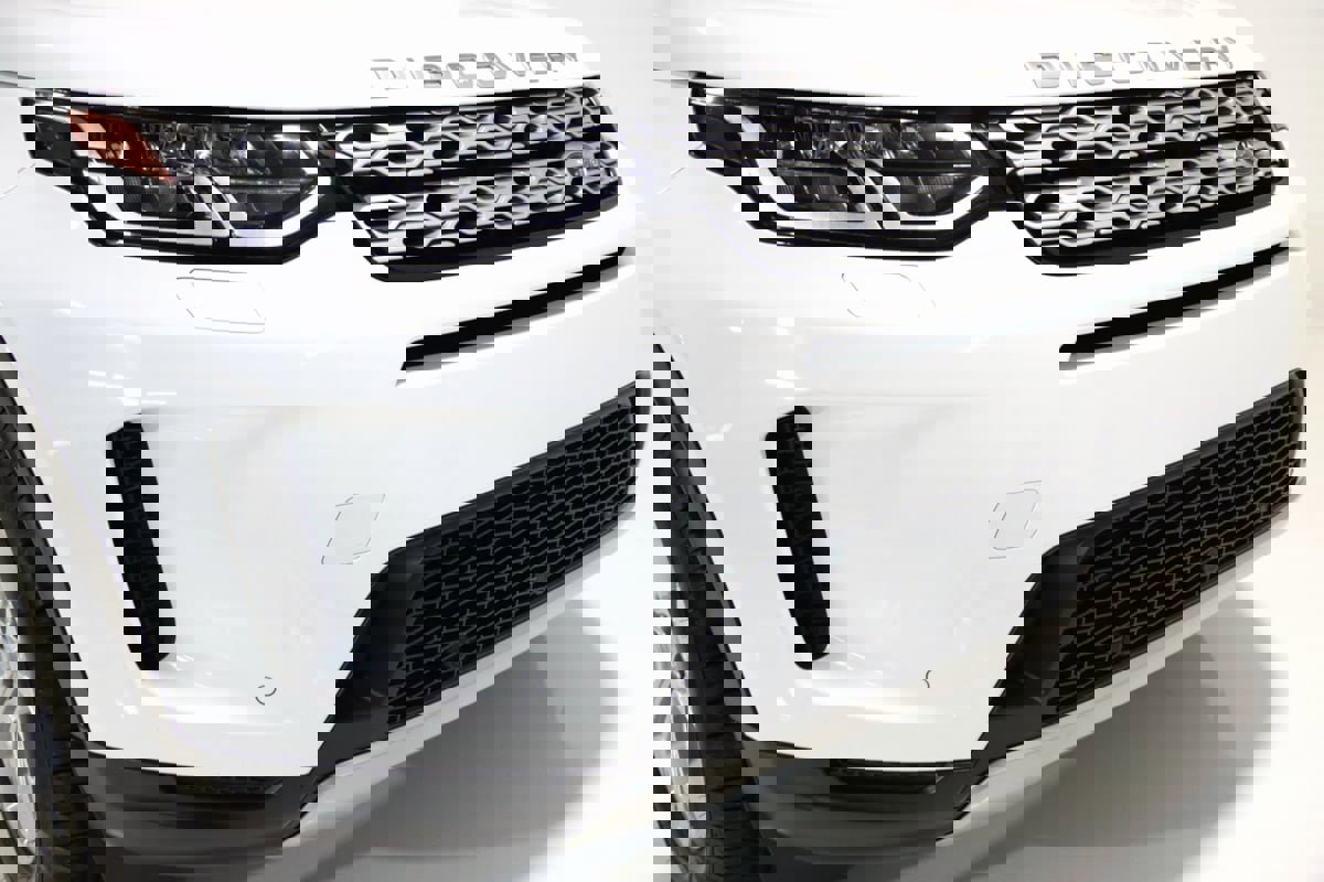 Used 2020 Land Rover Discovery Sport S image 23