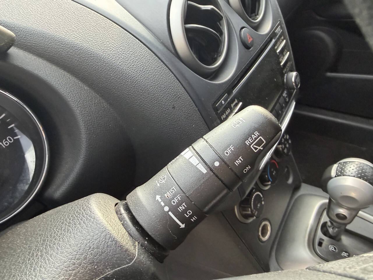 Used 2012 Nissan Rogue SV AWD/4WD image 22