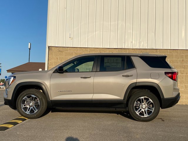 New 2026 GMC Terrain Elevation w/ LPO, Floor Liner Package image 8