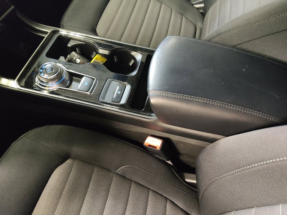 Used 2019 Ford Edge SE AWD/4WD image 26