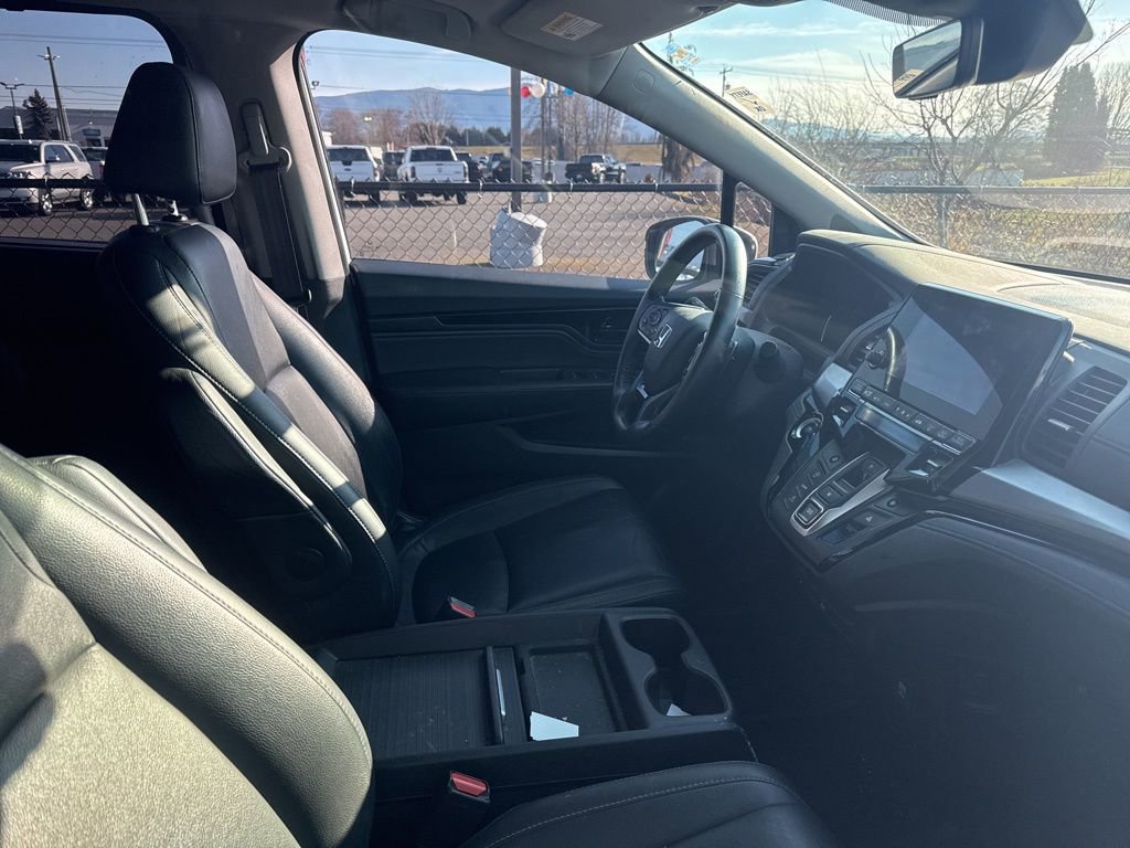Used 2021 Honda Odyssey Touring image 4