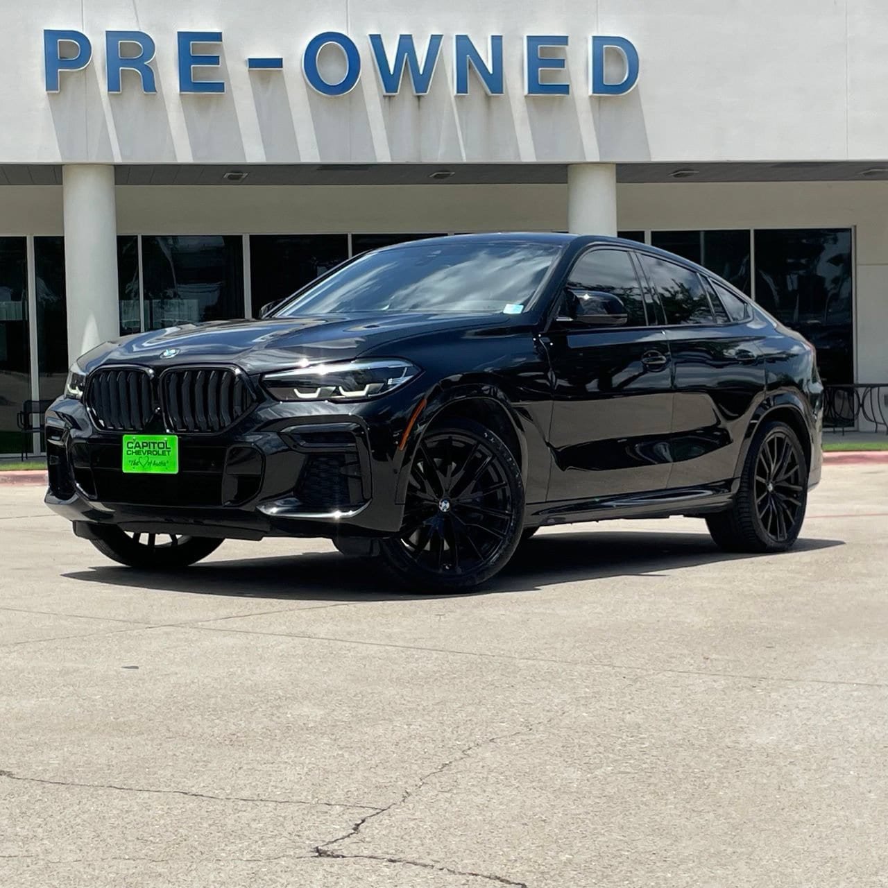 Used 2023 BMW X6 M50i w/ Parking Assistance Package AWD/4WD image 1