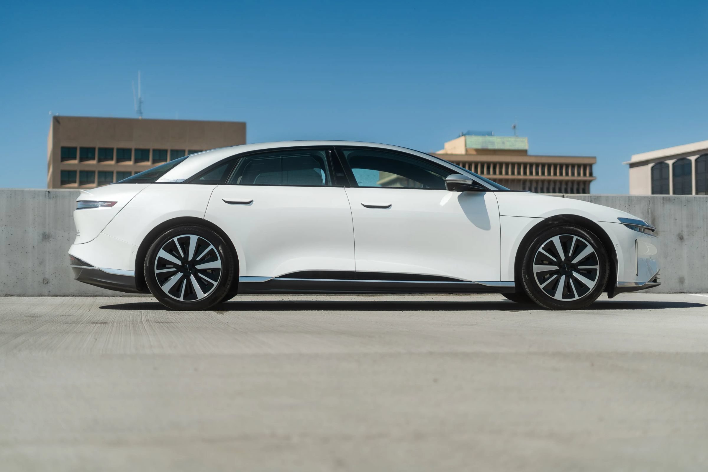 Used 2022 Lucid Air Grand Touring AWD/4WD image 32