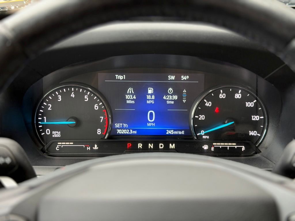 Used 2020 Ford Explorer XLT w/ Comfort Package AWD/4WD image 11