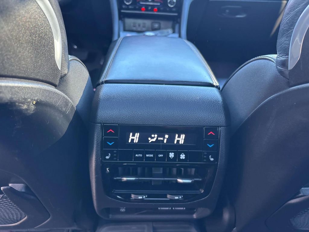 Used 2023 Jeep Grand Cherokee Overland w/ Luxury Tech Group IV image 10