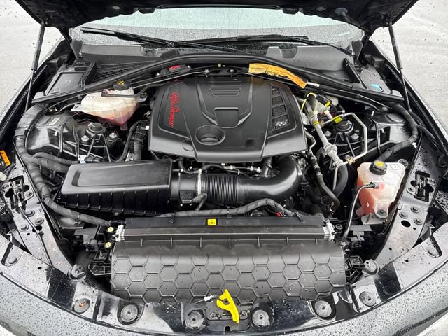 Used 2019 Alfa Romeo Giulia Base w/ Cold Weather Package image 32