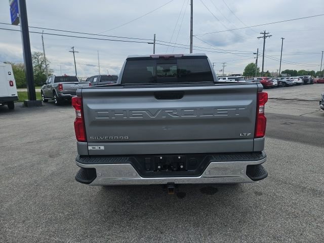 Used 2023 Chevrolet Silverado 1500 LTZ w/ LTZ Premium Package AWD/4WD image 7