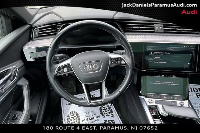 Used 2023 Audi e-tron Premium w/ Convenience Plus Package AWD/4WD image 5