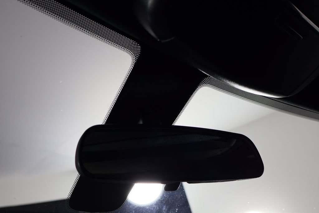 Used 2021 Dodge Charger SXT RWD image 16