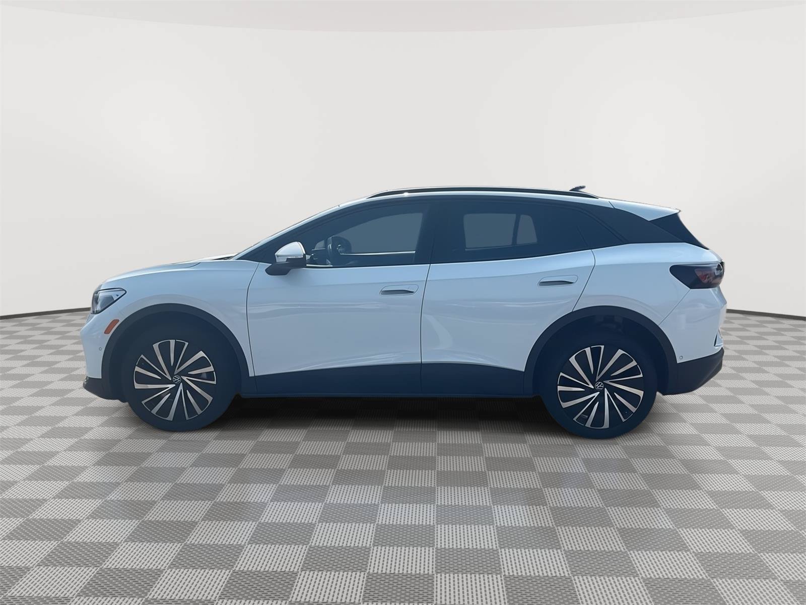 Used 2025 Volkswagen ID.4 Pro AWD/4WD image 9