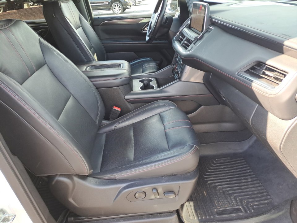 Used 2021 Chevrolet Tahoe RST w/ Rear Media and Nav Package AWD/4WD image 14