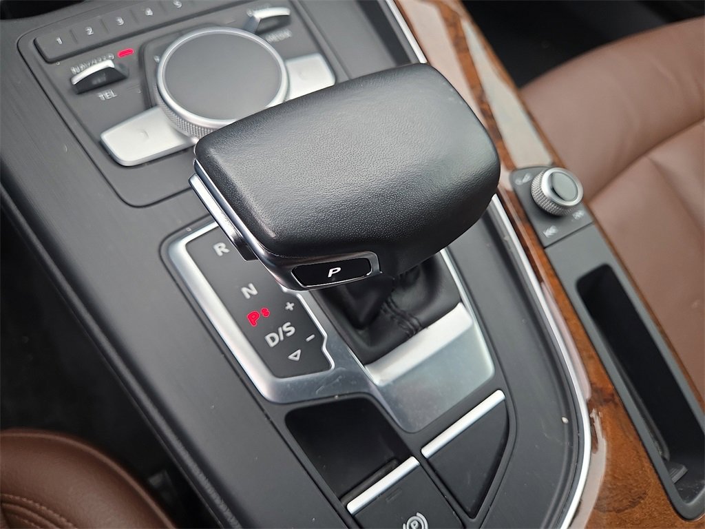 Used 2018 Audi A4 2.0T allroad Premium Plus w/ Premium Plus Package image 16