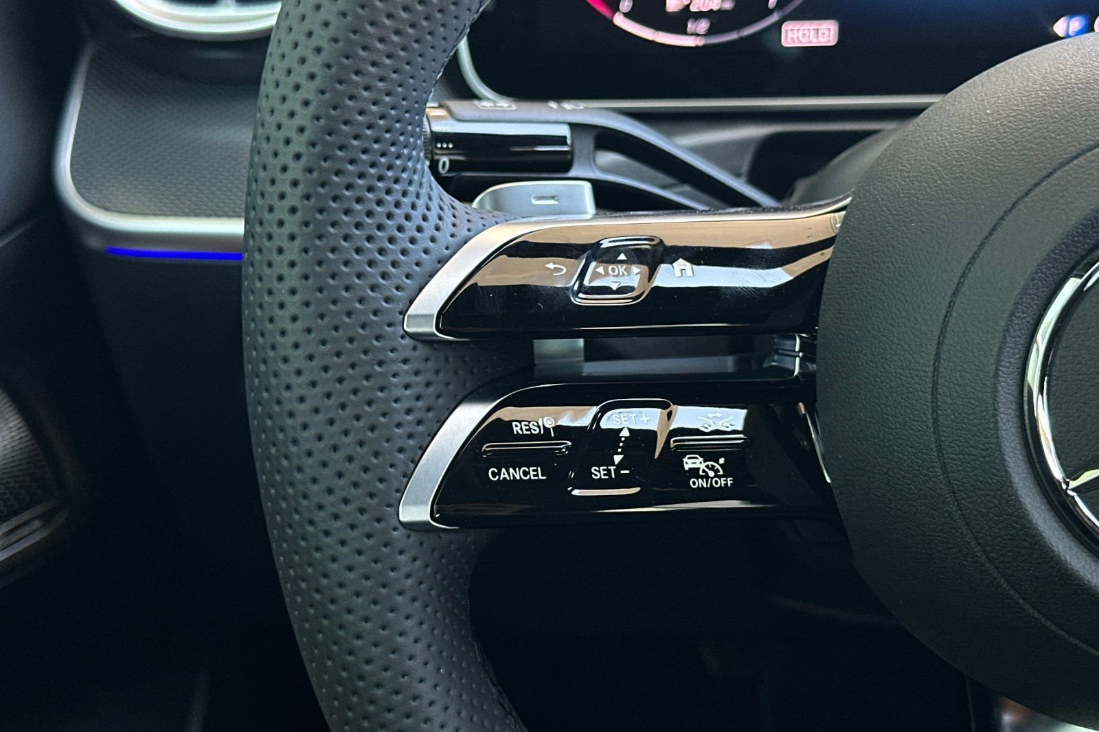 New 2025 Mercedes-Benz C 300 Sedan image 27