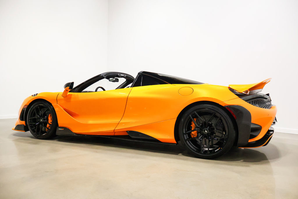Used 2022 McLaren 765LT RWD image 24