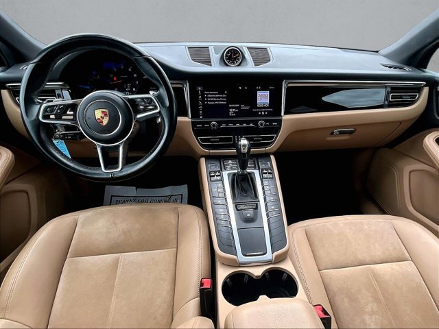 Used 2020 Porsche Macan AWD/4WD image 16