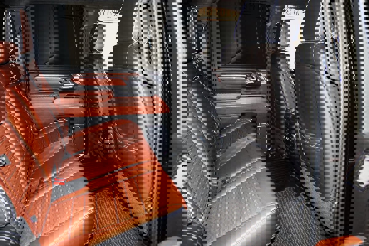 Used 2024 GMC Sierra 3500 Denali Ultimate image 83