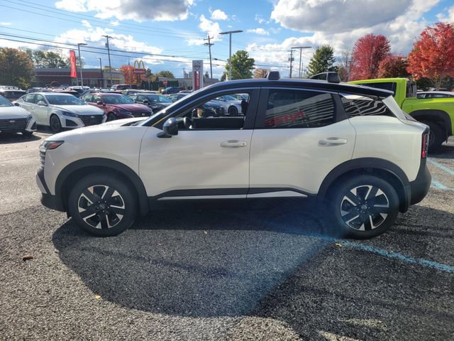 New 2026 Nissan Kicks SV w/ SV Premium Package image 9