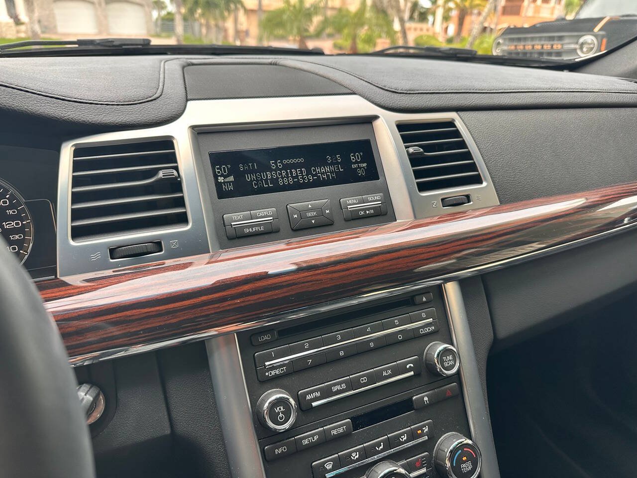 Used 2009 Lincoln MKS FWD image 19