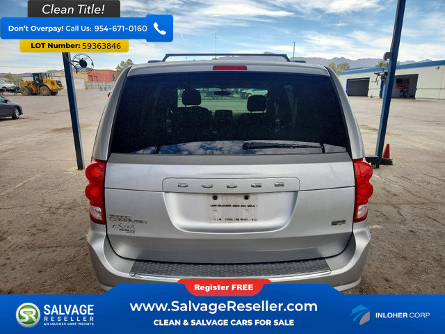 Used 2012 Dodge Grand Caravan SXT FWD image 8