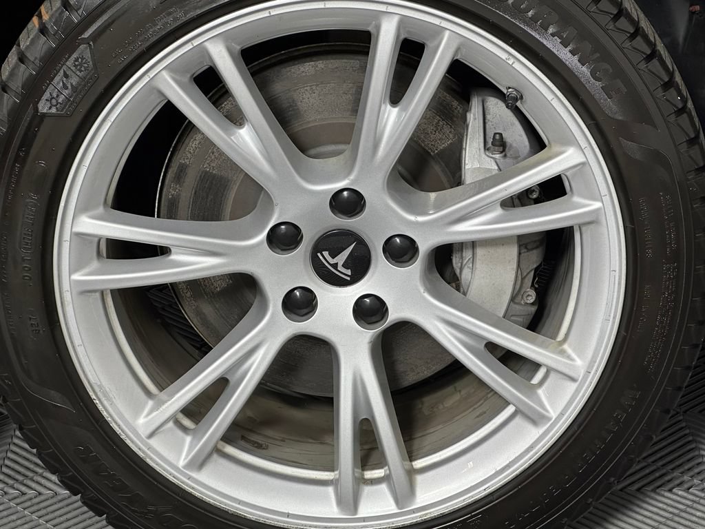 Used 2021 Tesla Model Y Long Range AWD/4WD image 14