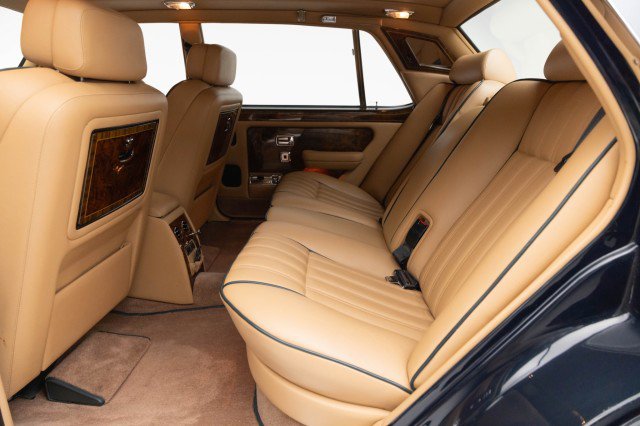 Used 1998 Rolls-Royce Silver Spur image 36