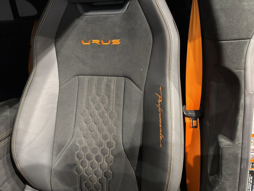 Used 2023 Lamborghini Urus Performante image 27