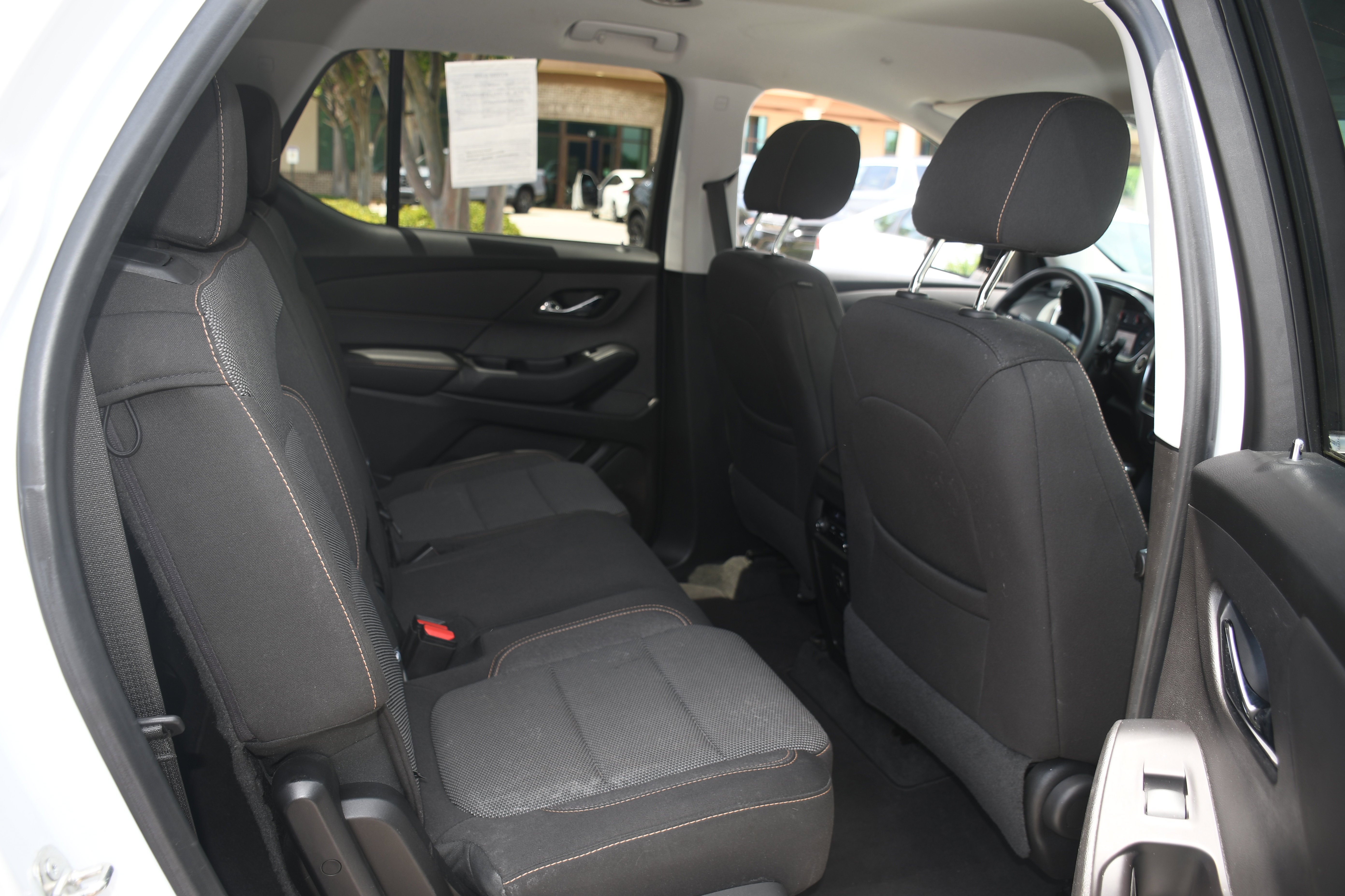 Used 2019 Chevrolet Traverse LS FWD image 17