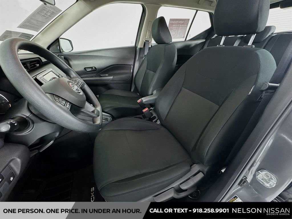 Certified 2025 Nissan Kicks Play S FWD image 19