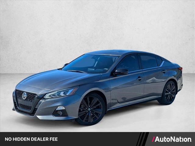 Used 2022 Nissan Altima 2.5 SR w/ Midnight Edition Package