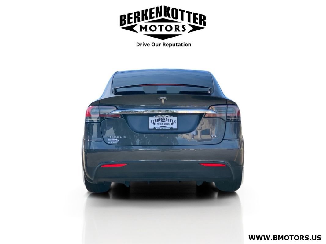 Used 2017 Tesla Model X 75D image 4