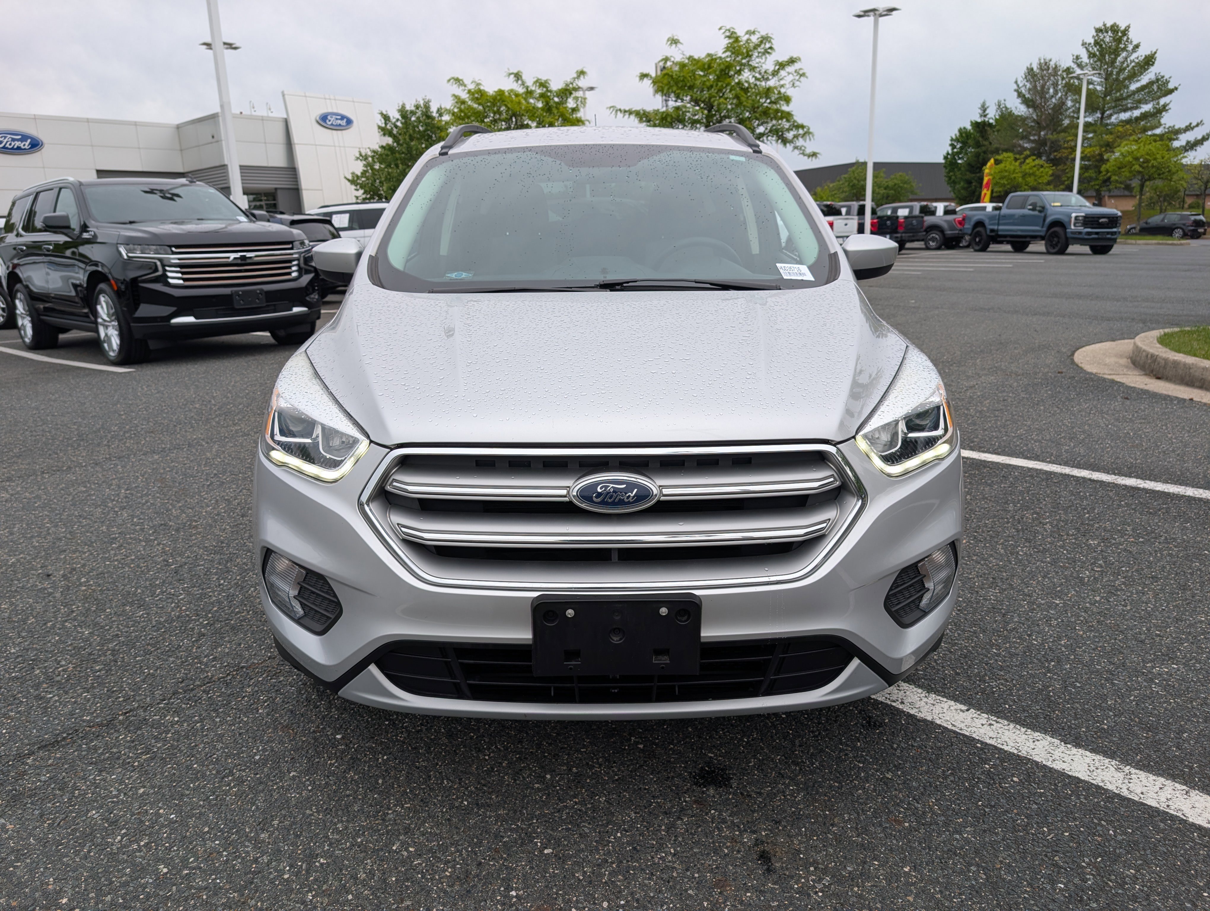 Used 2017 Ford Escape SE w/ Equipment Group 201A AWD/4WD image 8