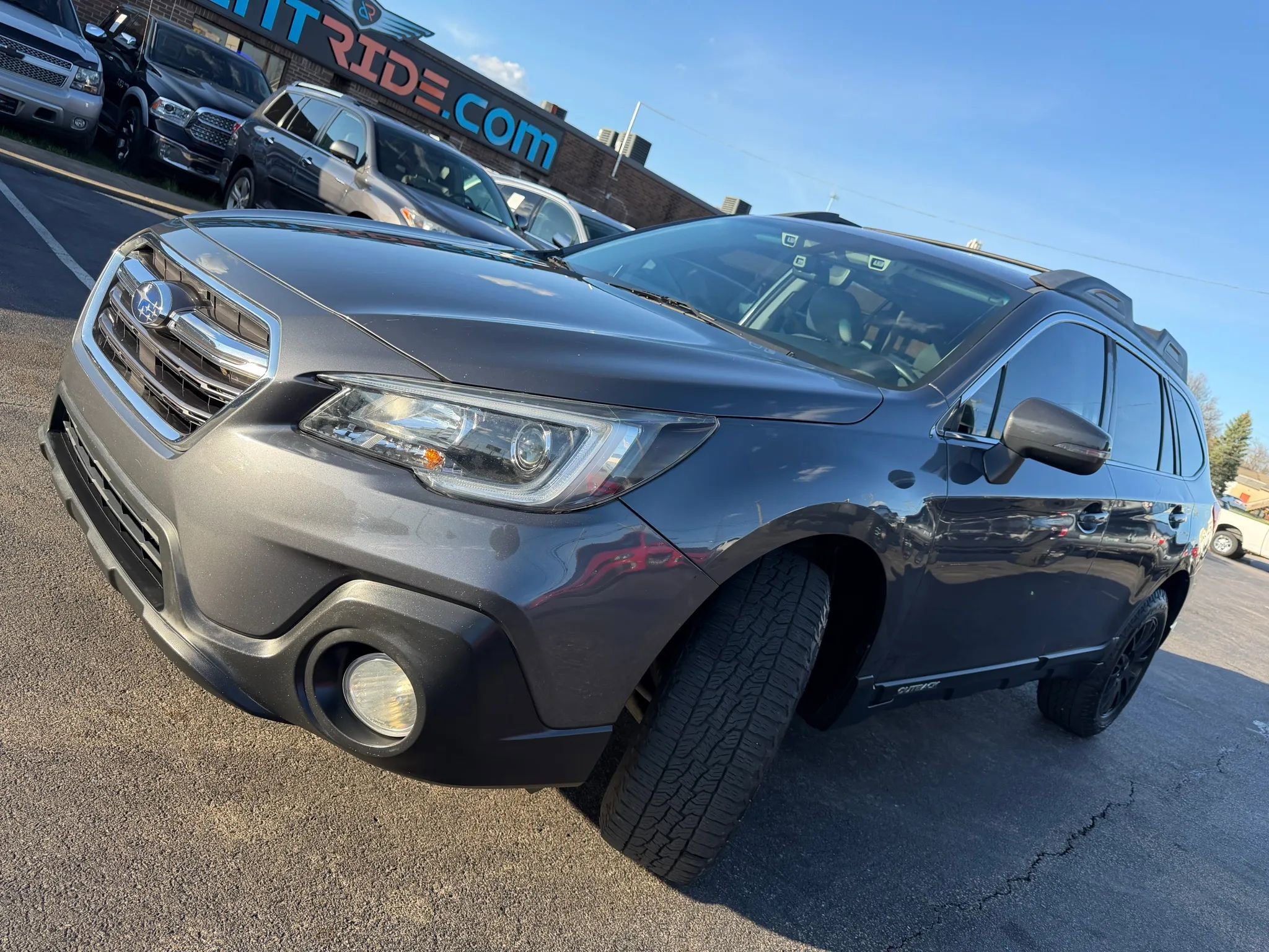 Used 2018 Subaru Outback 2.5i Premium AWD/4WD image 48