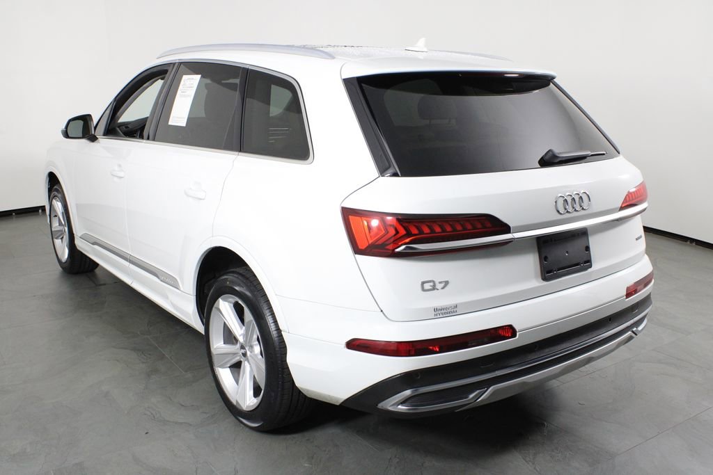 Used 2020 Audi Q7 2.0T Premium w/ Convenience Package image 3