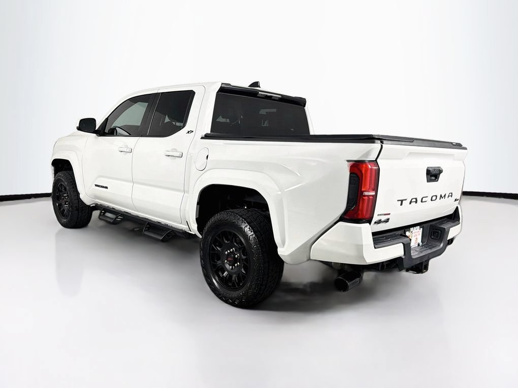 Used 2025 Toyota Tacoma SR5 AWD/4WD image 7