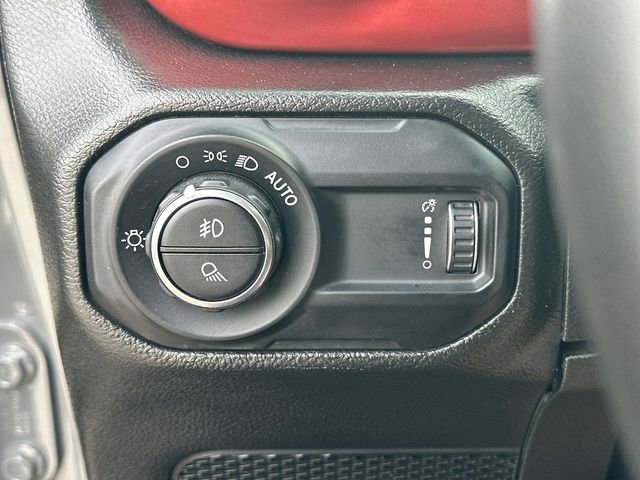 Used 2023 Jeep Gladiator Rubicon w/ LED Lighting Group image 17