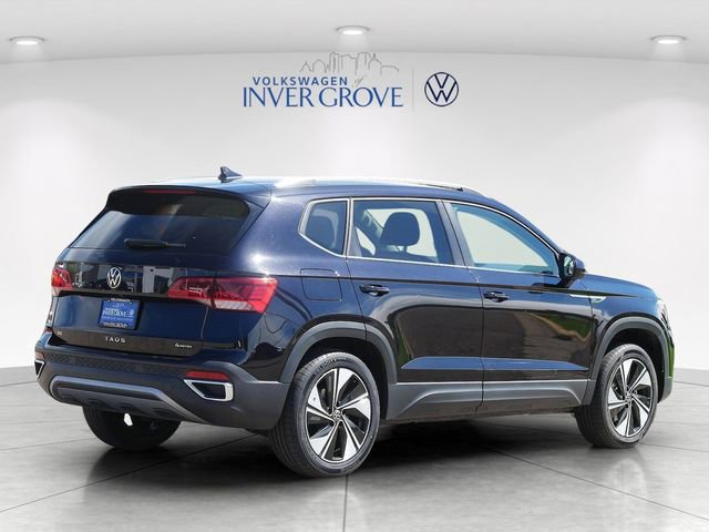 Used 2024 Volkswagen Taos SE AWD/4WD image 7