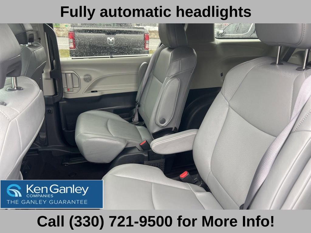 Used 2024 Toyota Sienna XLE image 48