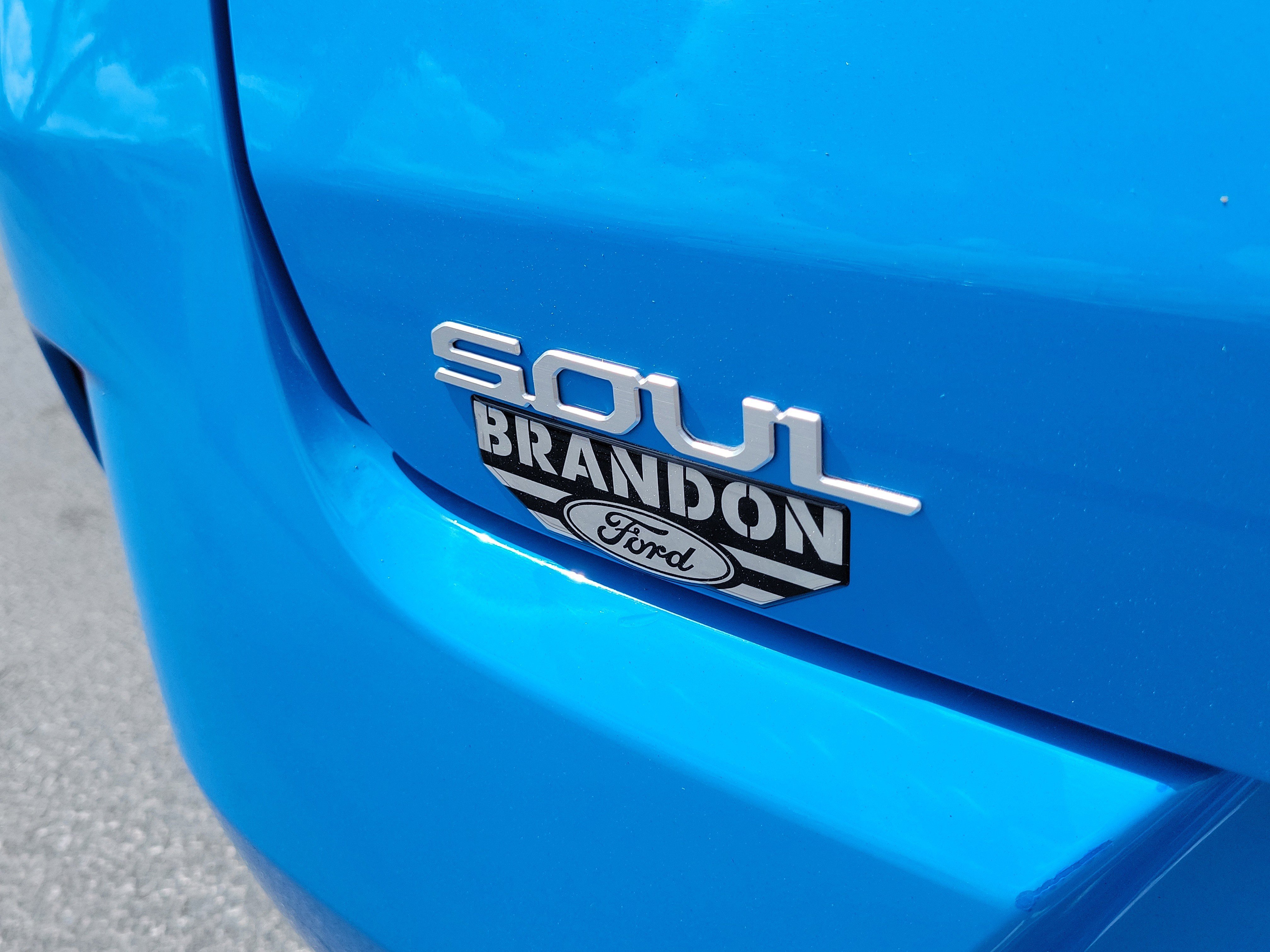 Used 2023 Kia Soul GT-Line FWD image 10