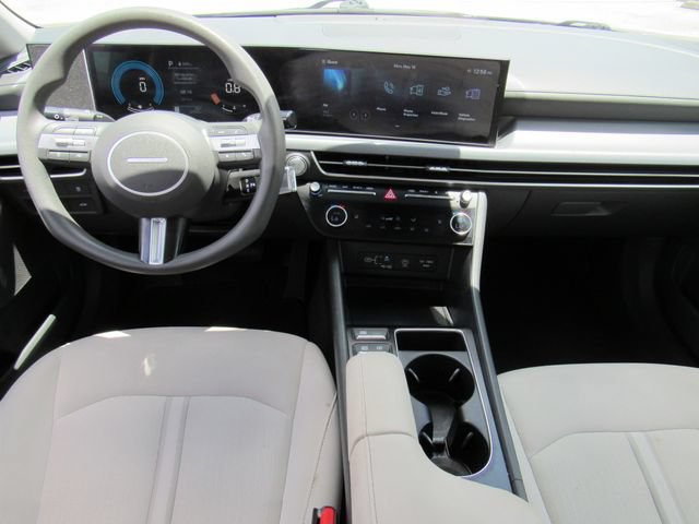 Used 2025 Hyundai Sonata SEL FWD image 14