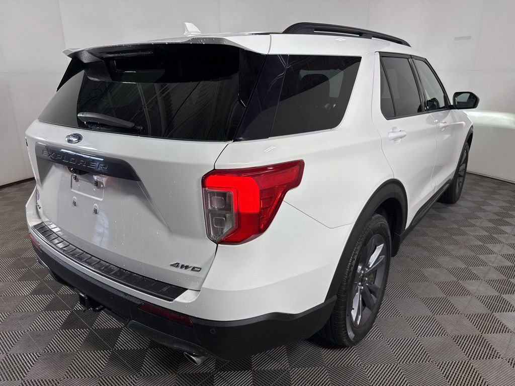 Used 2023 Ford Explorer XLT w/ Equipment Group 202A image 11