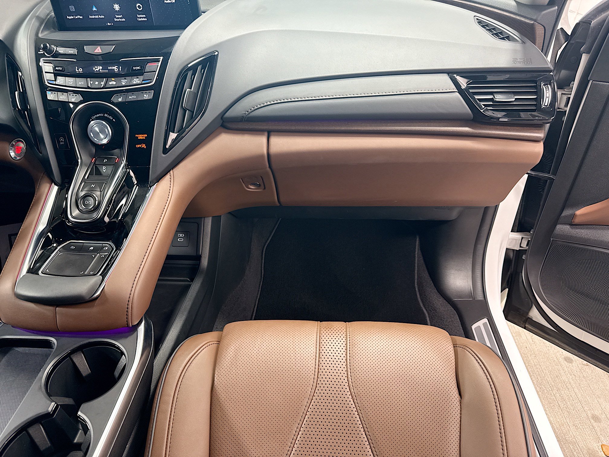 Used 2025 Acura RDX SH-AWD w/ Advance Package image 18