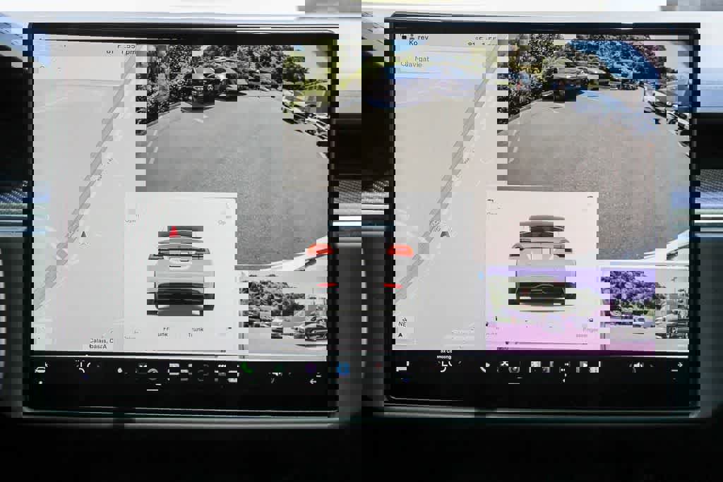 Used 2022 Tesla Model X Plaid AWD/4WD image 15