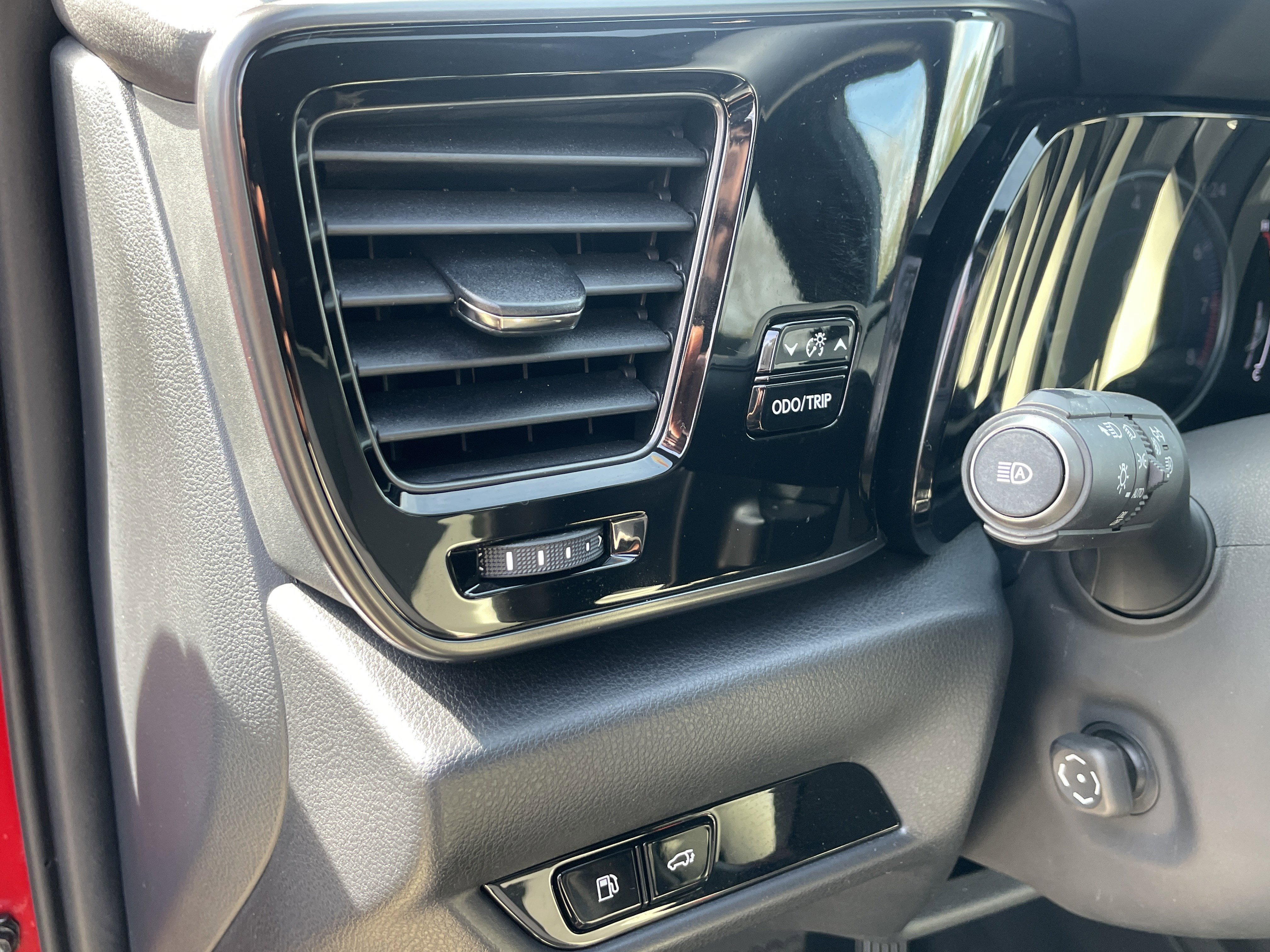 Used 2024 Lexus NX 250 NX 250 Premium w/ Cold Area Package image 29