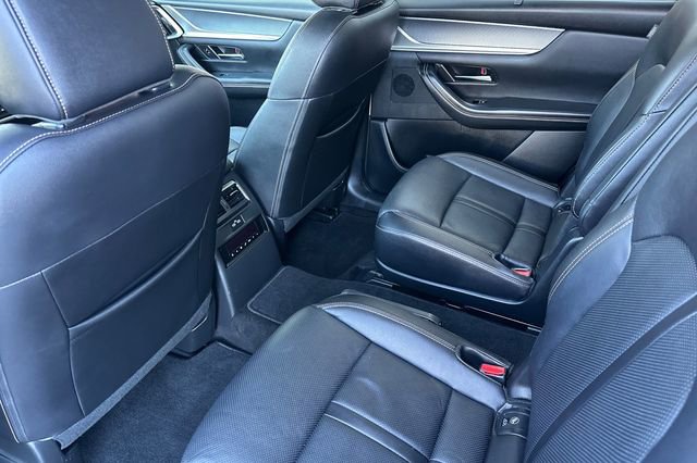 Used 2025 MAZDA CX-90 3.3 Turbo w/ Premium Sport Pkg image 15
